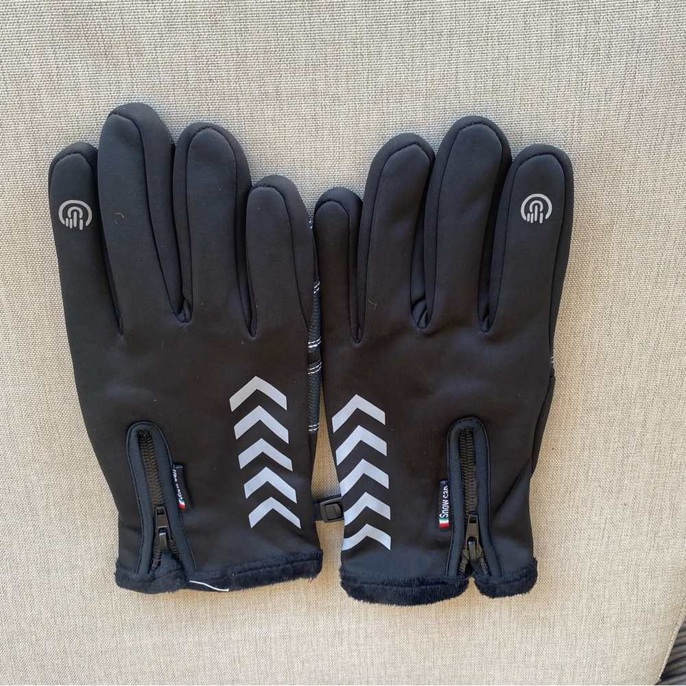 Snow can ski gloves